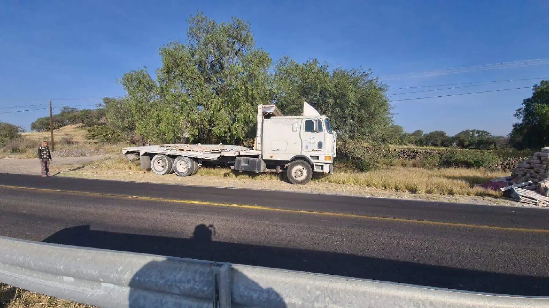 SJR POLI SU CAMION TERMINO